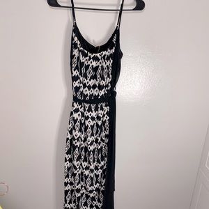 Francesca’s Black and White Maxi Dress - Size Medium